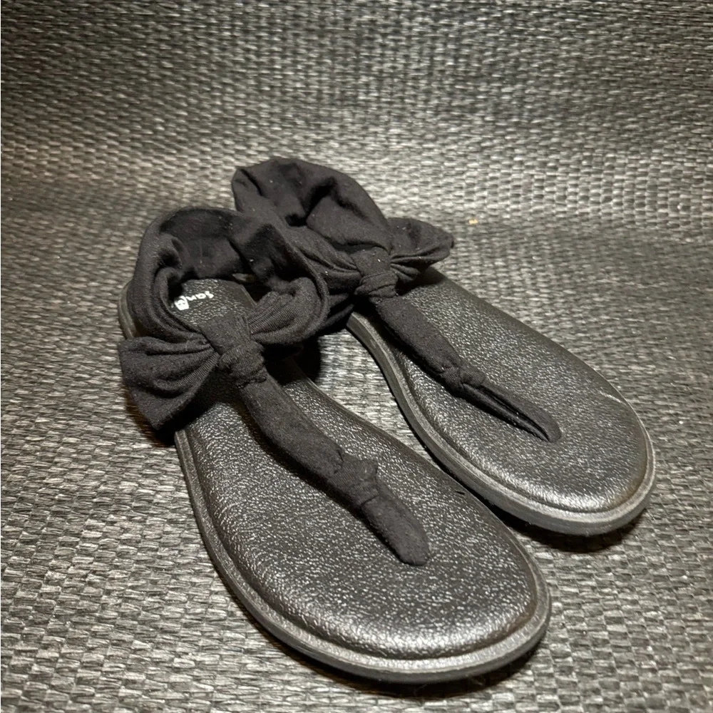 Sanuk Black Sandals